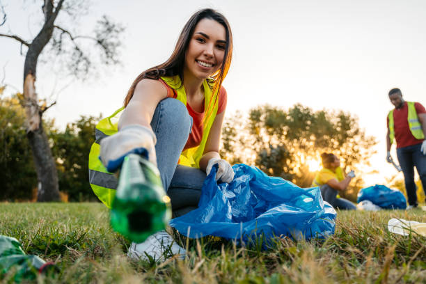 Best Yard Cleanup Services  in Flowood, MS