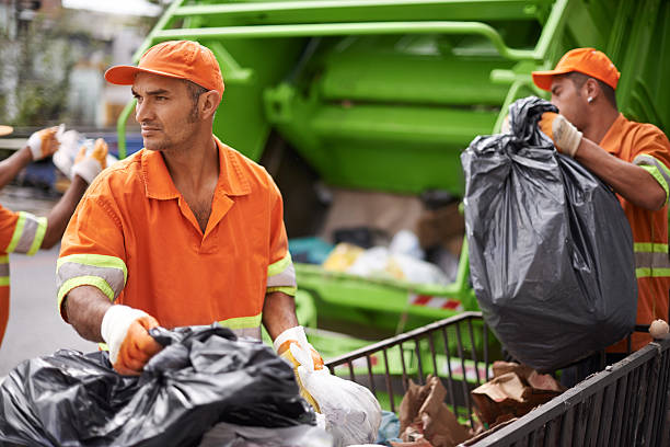 Best Garage Cleanout Services  in Flowood, MS